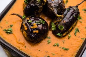 سفارش ترشی بادمجان شکم پر + شرایط استثنایی